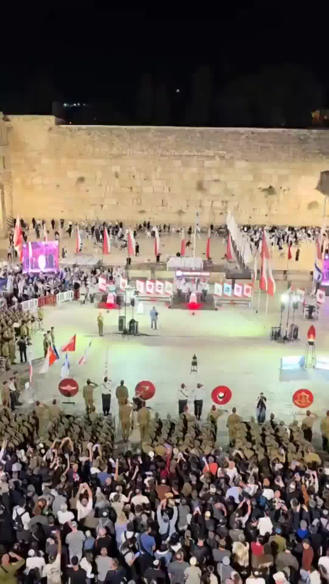 ערב 7 באוקטובר: 700 חיילי בא״ח צנחנים נשבעו הערב בכותל אמונים לצה״ל
