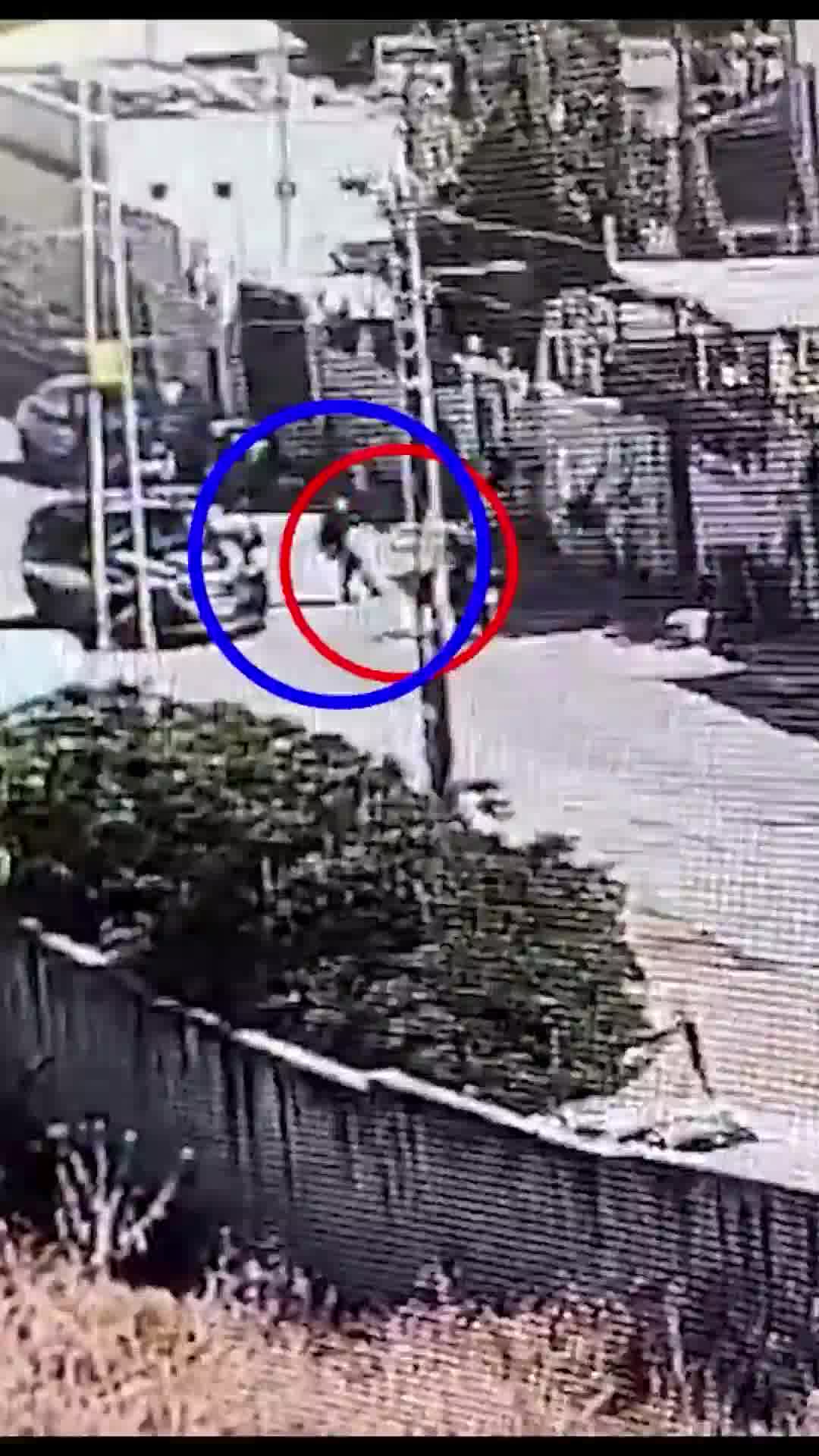 תיעוד: תושב דיר אל אסד דרס מתנדב משטרה והפקיר אותו על הכביש - בתום מצוד החשוד נעצר