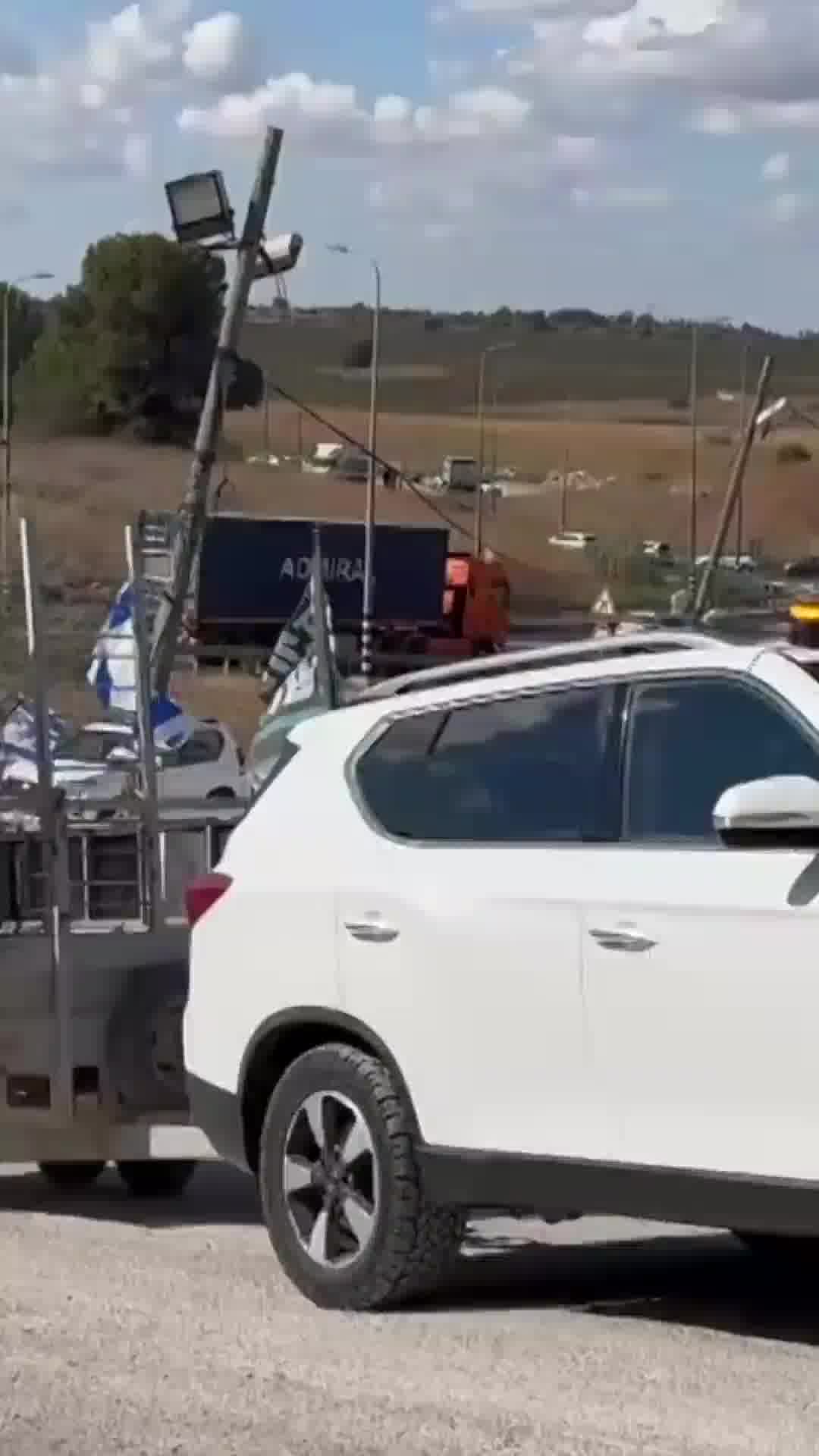 לציון 3 שנים ל-7.10: שיירת רכבים יוצאת מלטרון ומצטרפת לשיירות נוספות ברחבי הארץ 