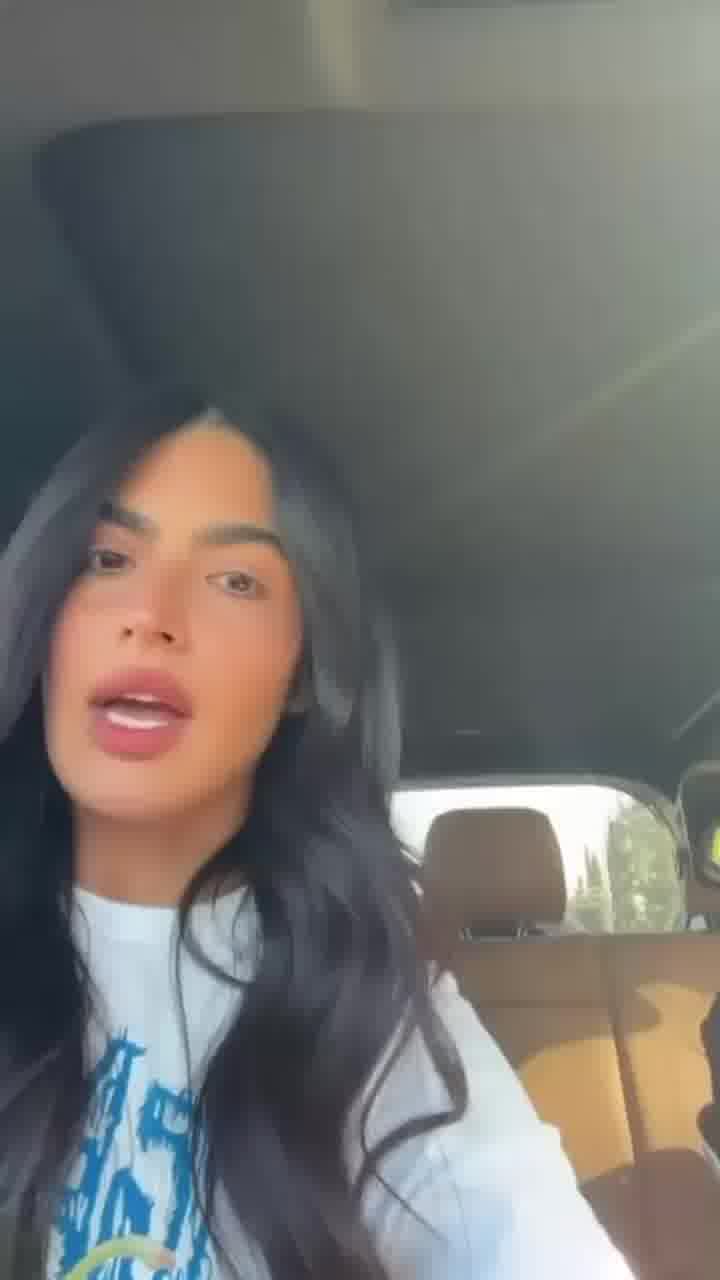 ספיר אביסרור: "לדבר על פוליטיקה זה אולי לא כזה סקסי - אבל זה חובה"