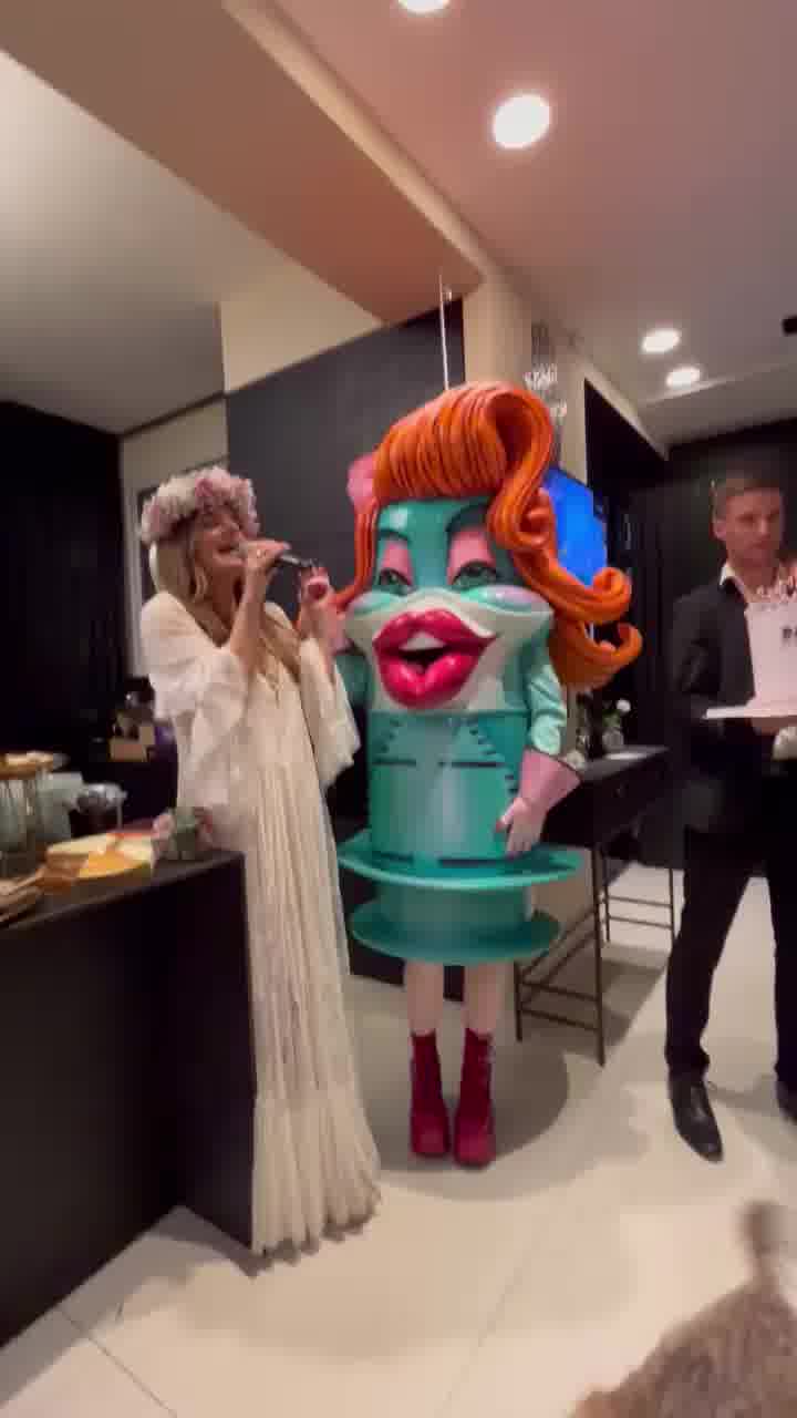 ההפתעה של אופירה אסייג ליום ההולדת: חשיפה של אחת המסכות מהעונה החדשה של ״הזמר במסכה״ שתעלה ב17.10