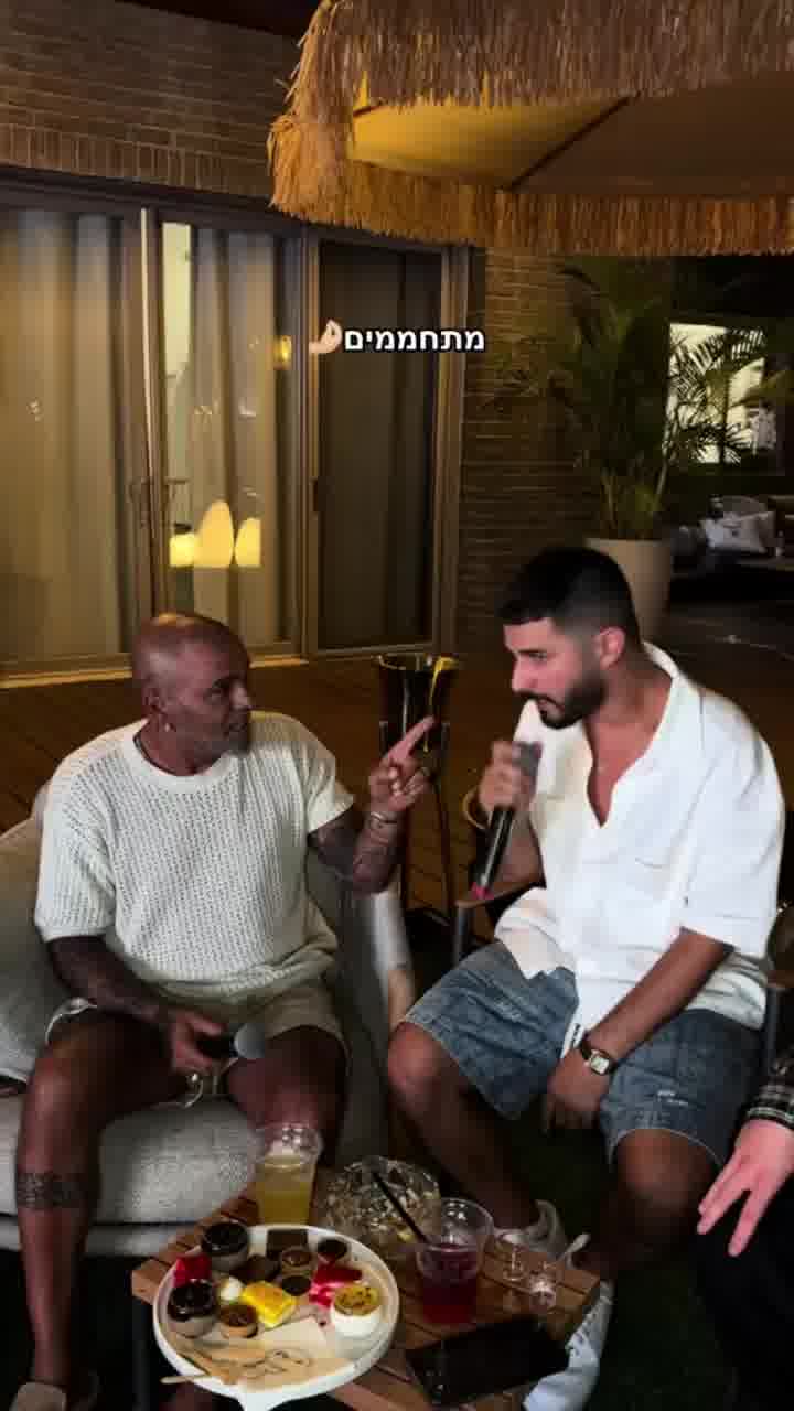 כוכבי המופע "היסטריה" נפגשו לערב קריוקי