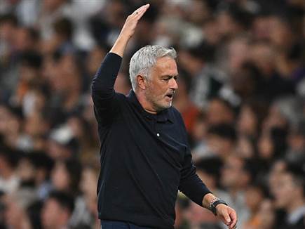 מוריניו. העדיף לשמור על שתיקה (Denis Doyle/Getty Images) מוריניו. העדיף לשמור על שתיקה (Denis Doyle/Getty Images)