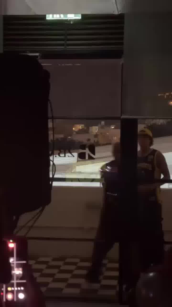 התרגש עד דמעות: כוכב הנוער יהונתן שתיווי חוגג יום הולדת 20 במסיבת הפתעה