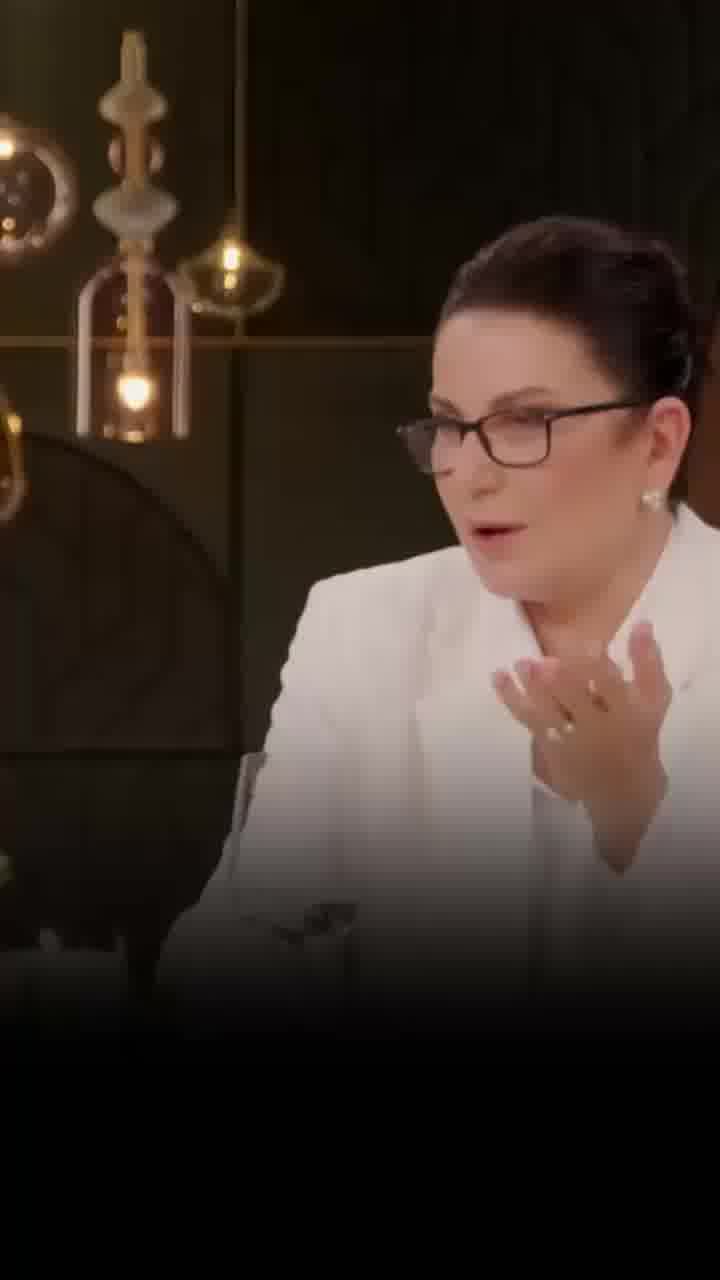 ״היה לי קשה להכיל את הדבר הזה״: סתיו נפתלי על הכניסה להיריון בגיל צעיר