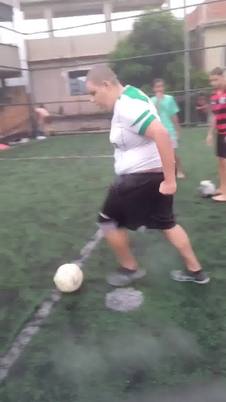 הווירטואוז של השכונה... חכו לסוף