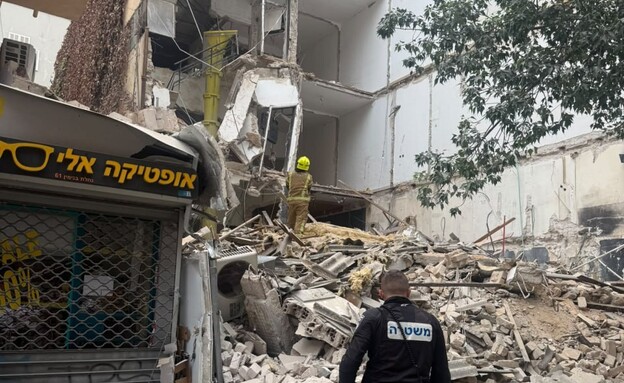 קריסת מבנה בנחלת בנימין קריסת מבנה בנחלת בנימין