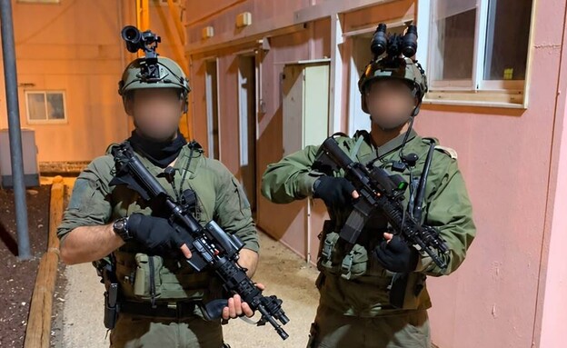 הלוחם ד' הלוחם ד'