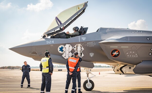חמקן "אדיר" F-35I ממוכשר - מטוס ייחודי מסוגו בעולם לניסויי טיסה חמקן "אדיר" F-35I ממוכשר - מטוס ייחודי מסוגו בעולם לניסויי טיסה