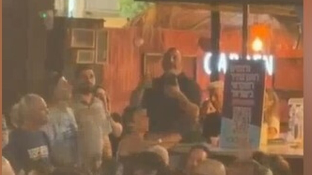 מפריעים בכנס השקת תוכנית הצפון של מפלגת הדמוקרטים 