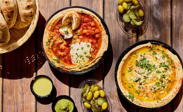 חומוס אסתר, בנימינה