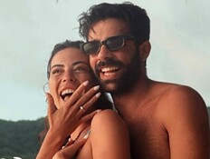 שלי צירינג שון בלו