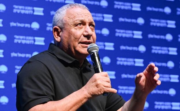 יו"ר מפלגת ישר גדי איזנקוט