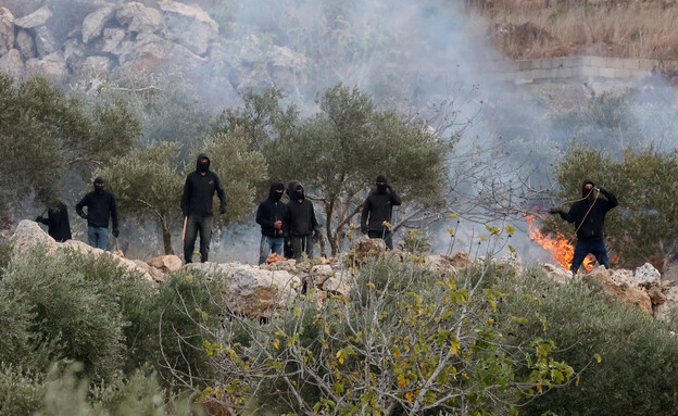 עימותים בין פורעים יהודיים ופלסטיינים עימותים בין פורעים יהודיים ופלסטיינים