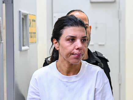 מיטל סער פרצה בבכי בבית המשפט: "היא במצב נפשי קשה, השילה 5 ק"ג"