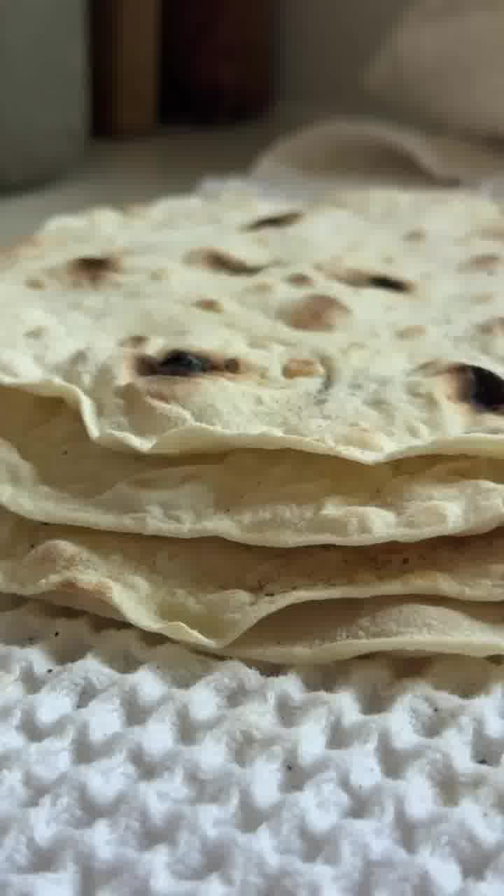 קמח, מים, מלח ושמן זית - ואתם פסע מפיתה דרוזית ביתית