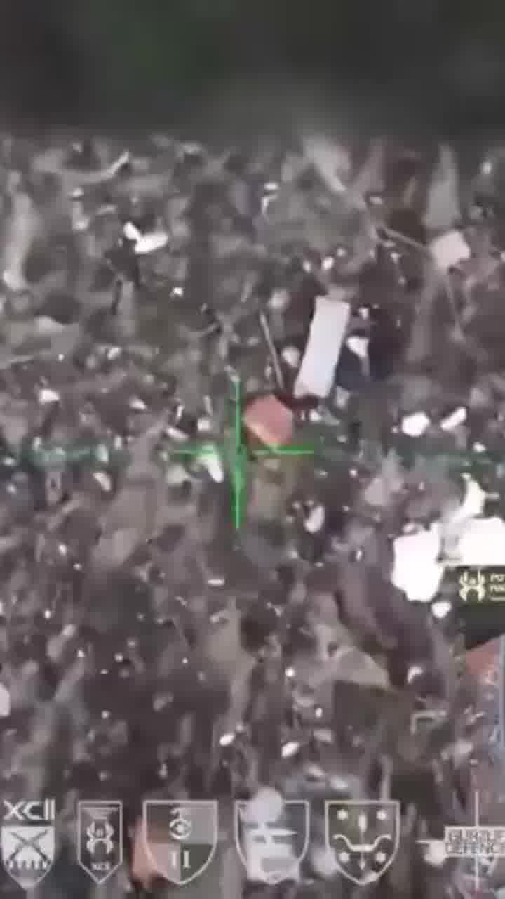 לראשונה בעולם: חייל אוקראיני פצוע פונה משדה מוקשים באמצעות רחפן