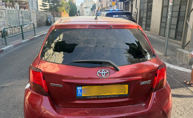 הנזק לשמשת הרכב של נוי