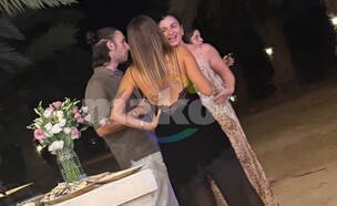 מאי חטואל נצפתה צמודה לבחור חדש (צילום: mako)