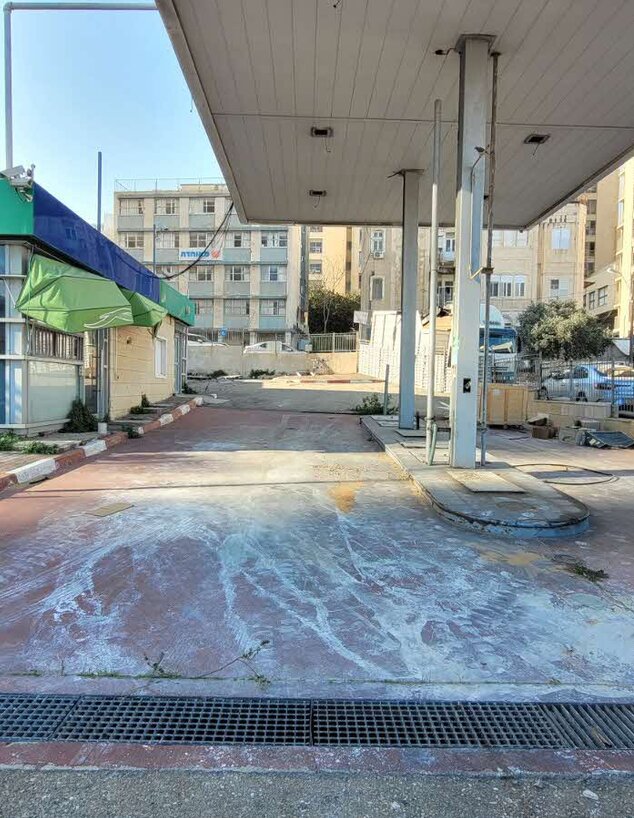 תמונות מתחם חורי חיפה  לפני
