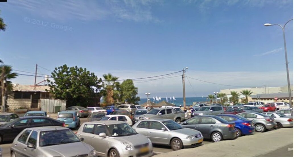 ביתה של משפחת אור בחוף מציצים ביתה של משפחת אור בחוף מציצים