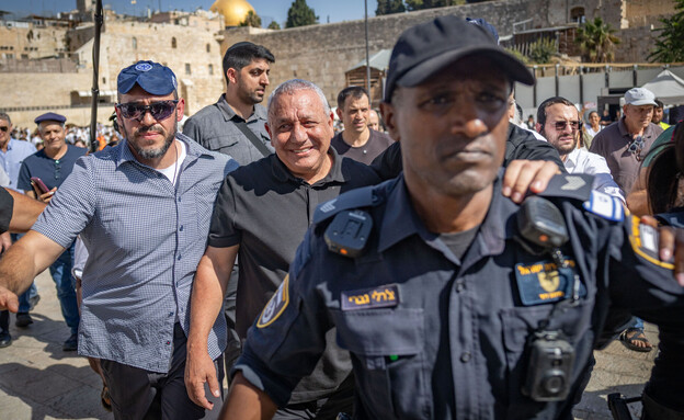 גדי איזנקוט גדי איזנקוט