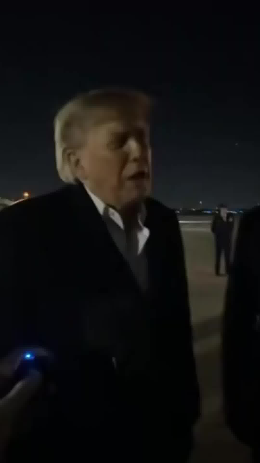 טראמפ על האפשרות לתקיפה באיראן: "משהו יקרה, אין משא ומתן"