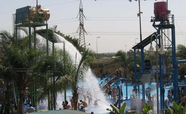 בריכות בית חלומותיי בריכות בית חלומותיי