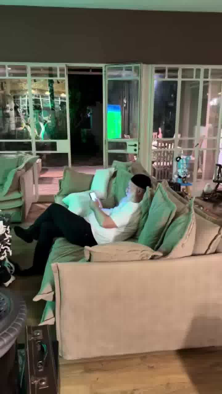 דניאל גרנט, הבן של צופית, מטריל של שולי רנד
