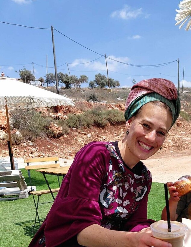 חודש מודעות 