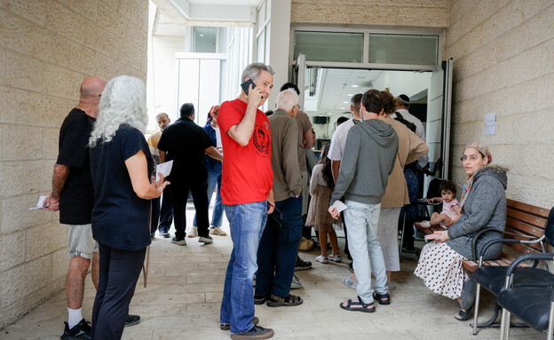 תורים להצבעה בבחירות בירושלים