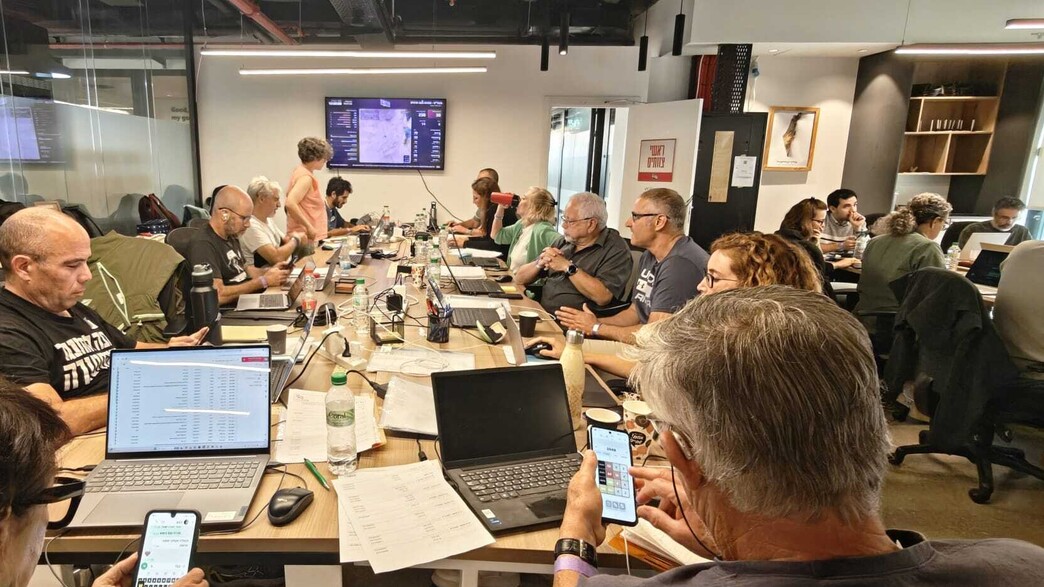 חמ"ל הבחירות ההתנדבותי במתחם המשרדים בהרצליה 
