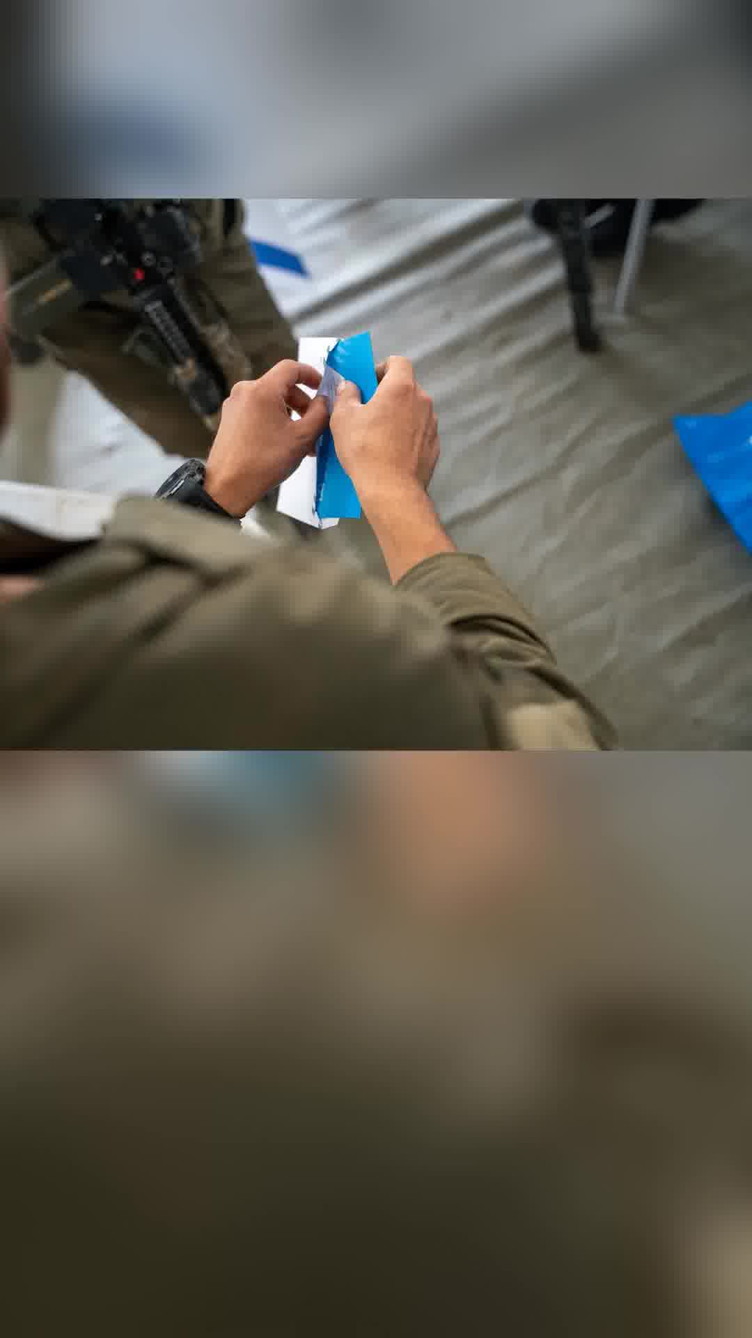 החלה ספירת המעטפות הכפולות בבחירות לכנסת ה-26. במקביל, נמשכת קליטת תוצאות הקלפיות הרגילות