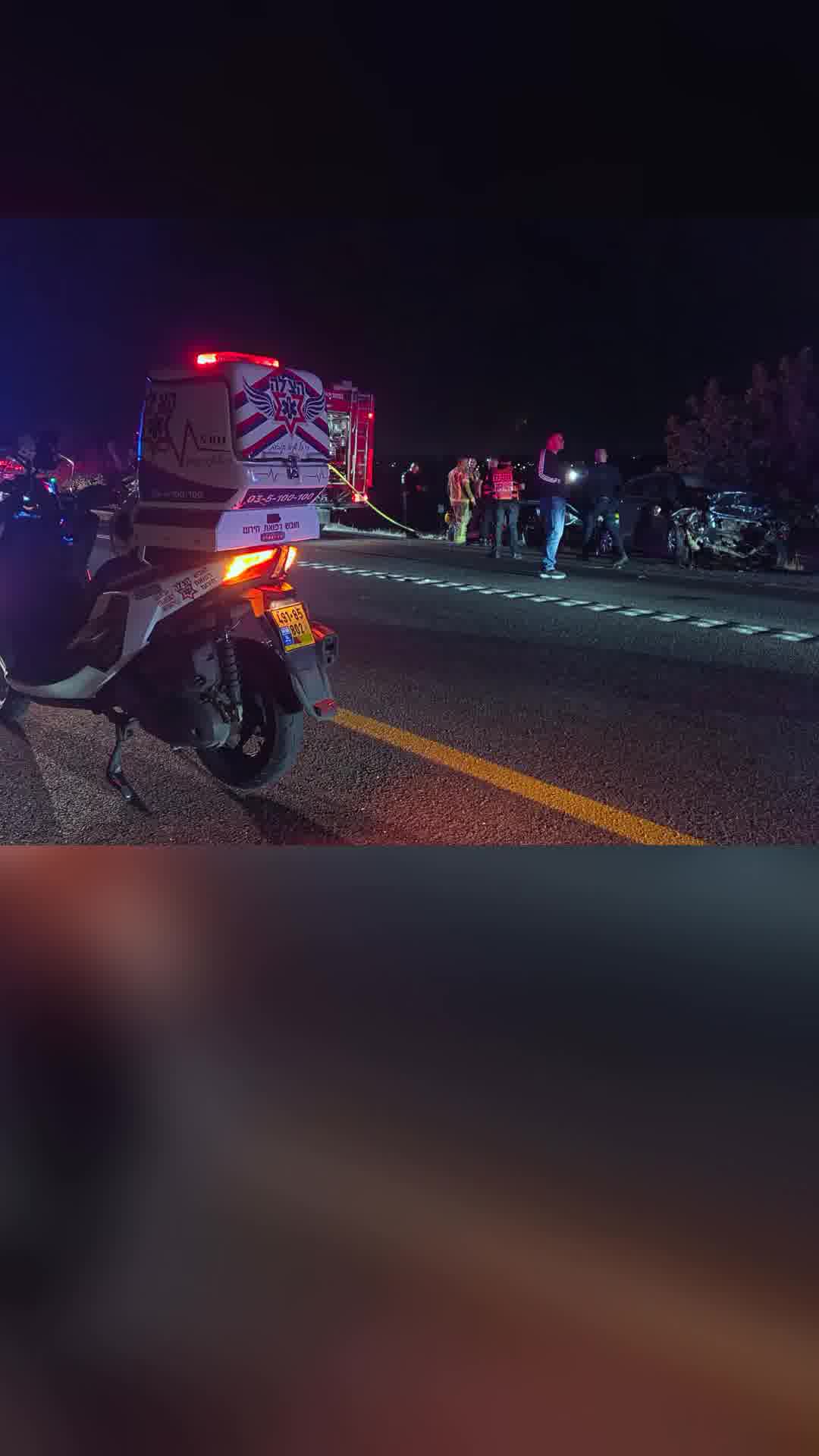 ארבעה בני אדם נפצעו באורח בינוני וקל בתאונת דרכים ליד מחלף נבות